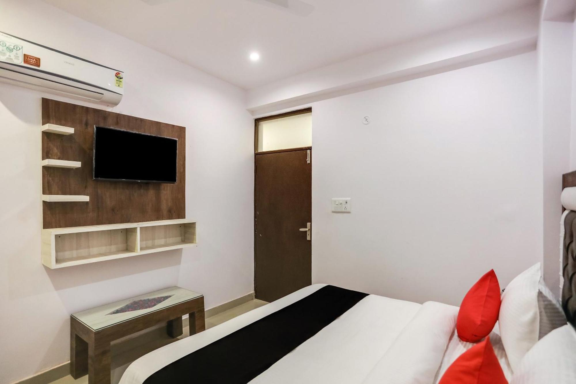 Hotel O Golden Stone Ghaziabad Exterior photo