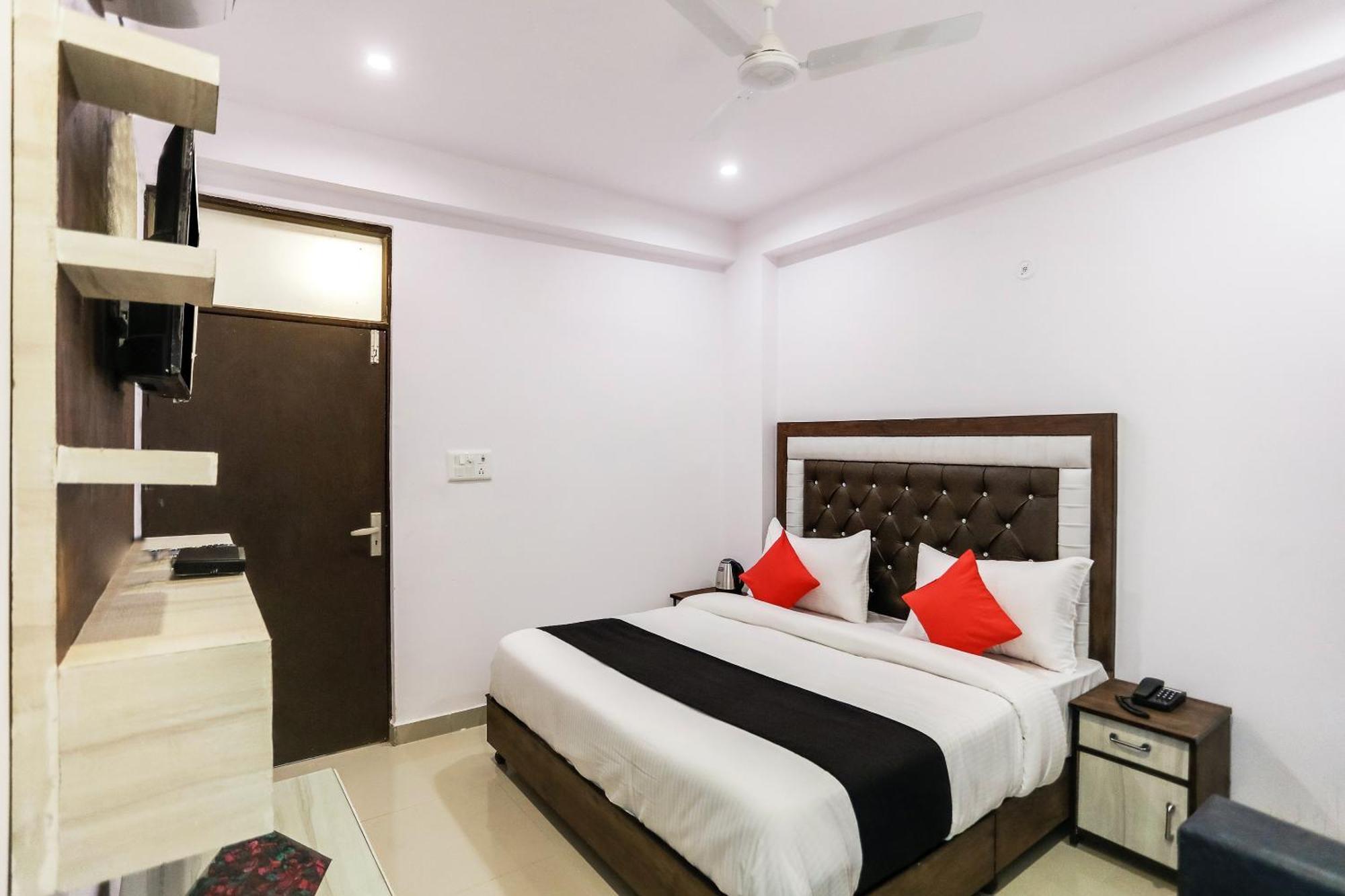 Hotel O Golden Stone Ghaziabad Exterior photo