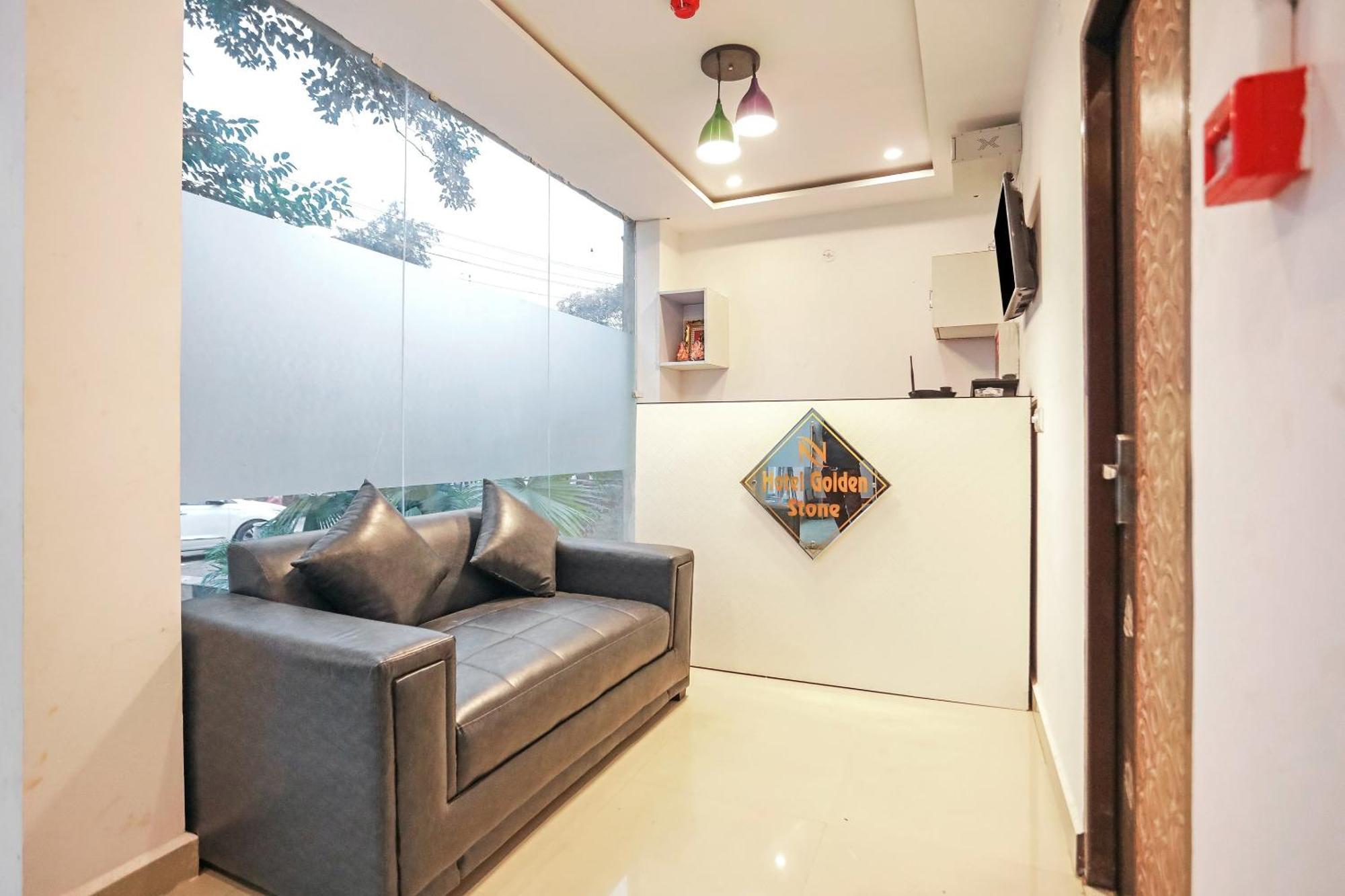 Hotel O Golden Stone Ghaziabad Exterior photo